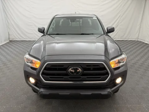 Another view of 2018 Toyota Tacoma SR5 for sale in Arlington Heights, IL at Autos of Chicago