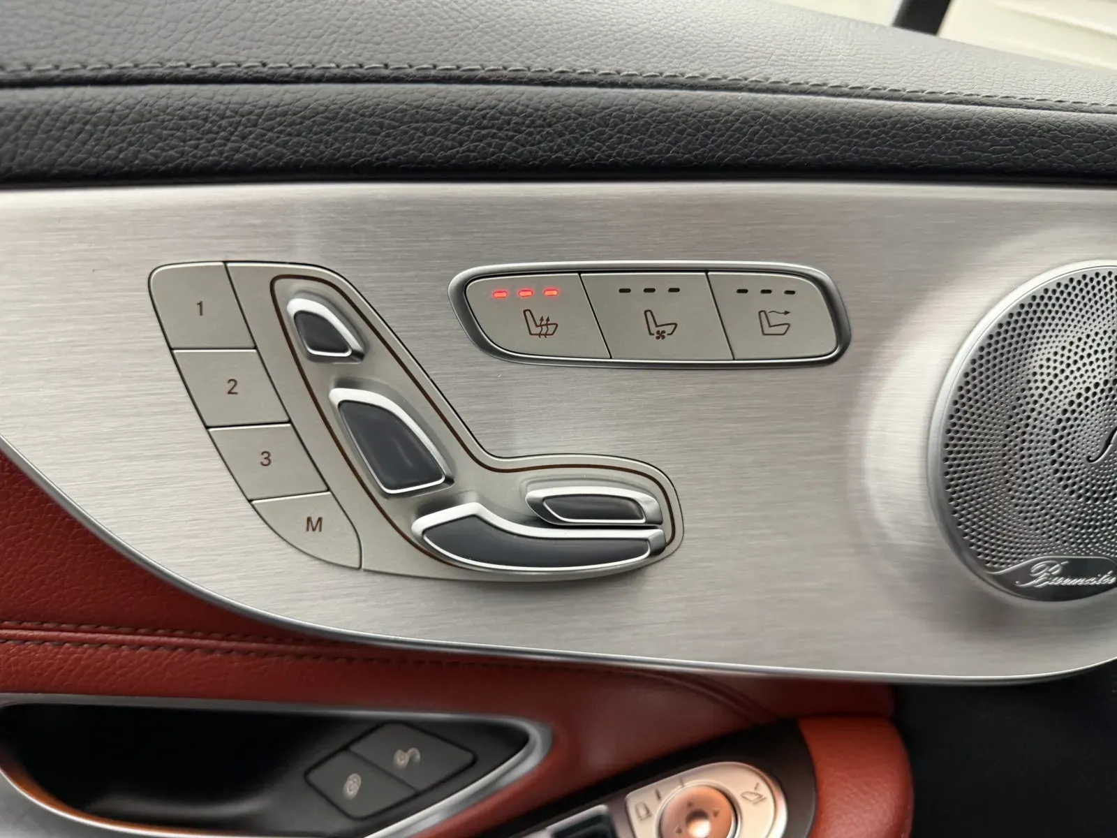 Mercedes-Benz C-Class photo 23