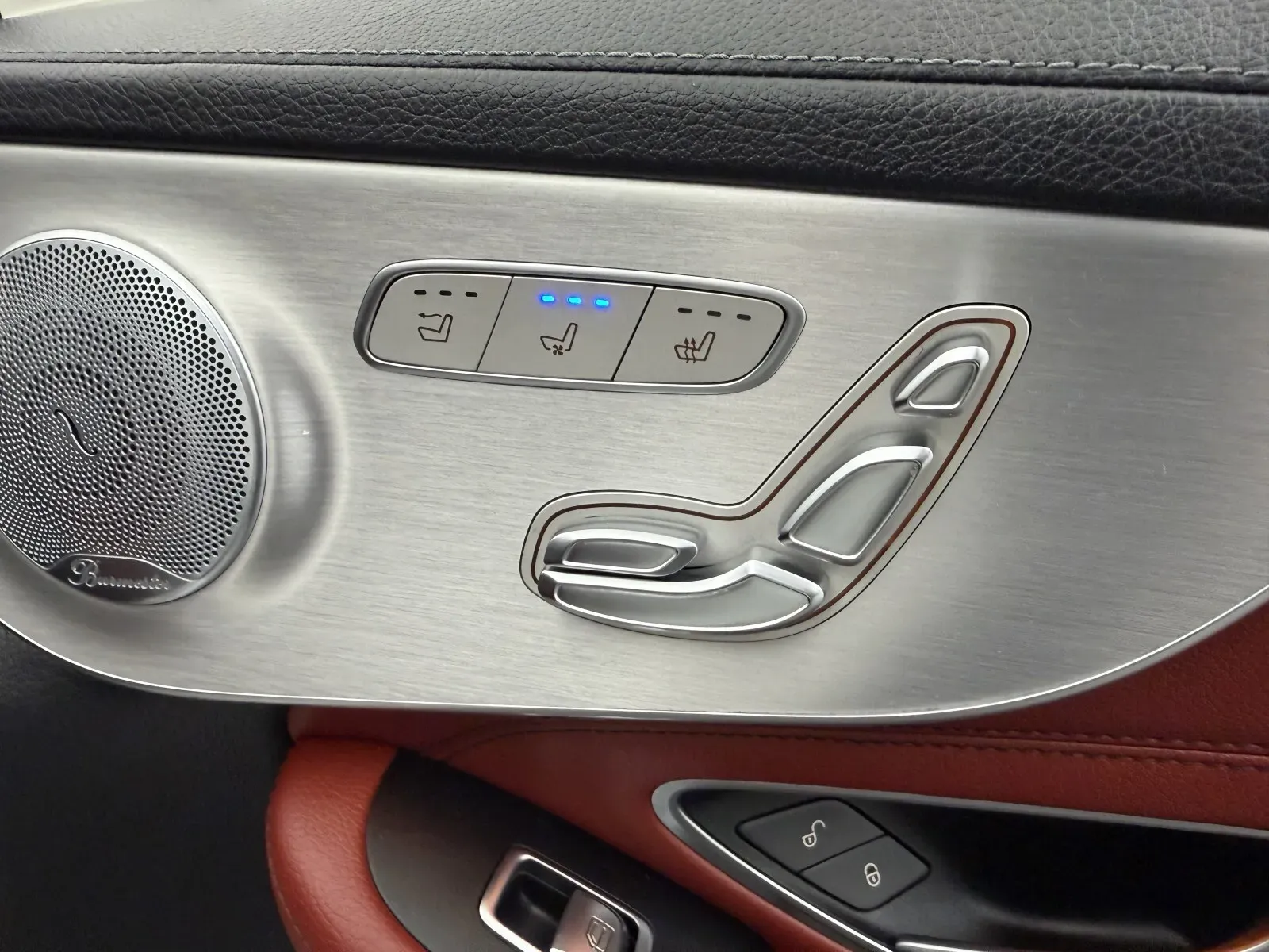 Mercedes-Benz C-Class photo 56