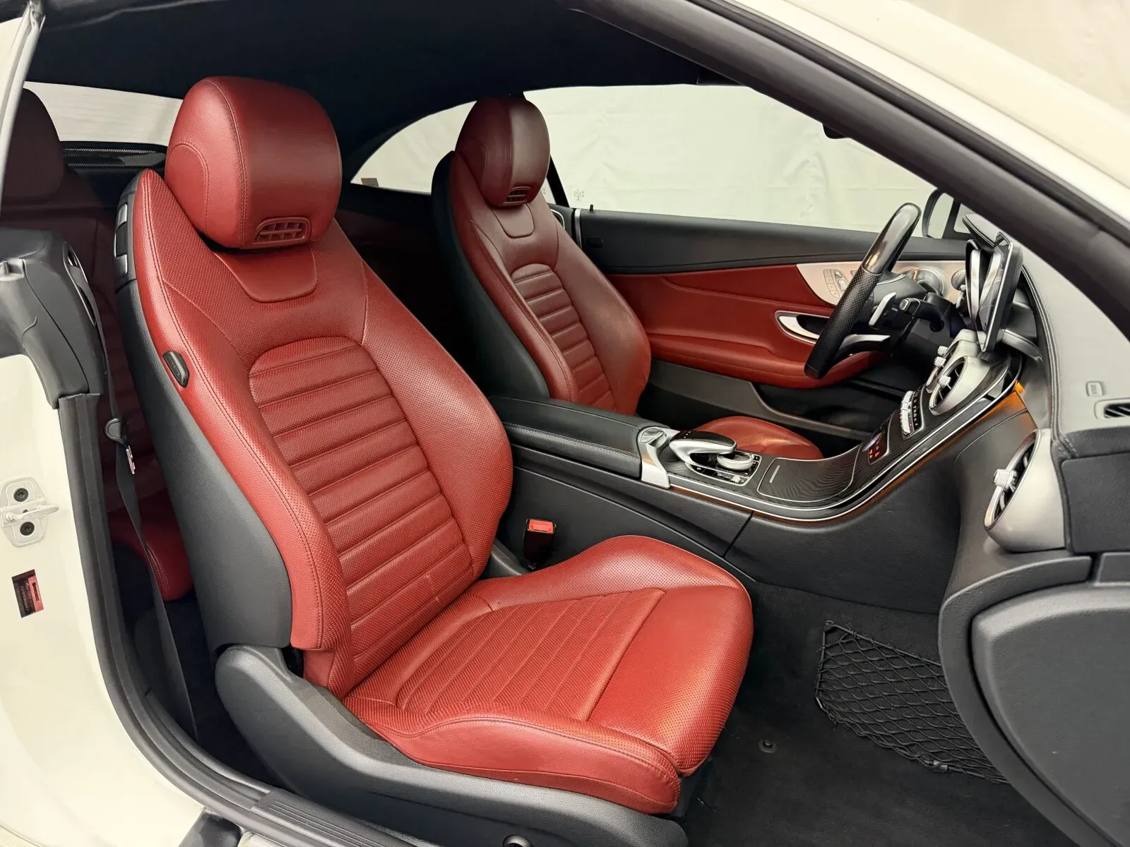 Mercedes-Benz C-Class photo 54