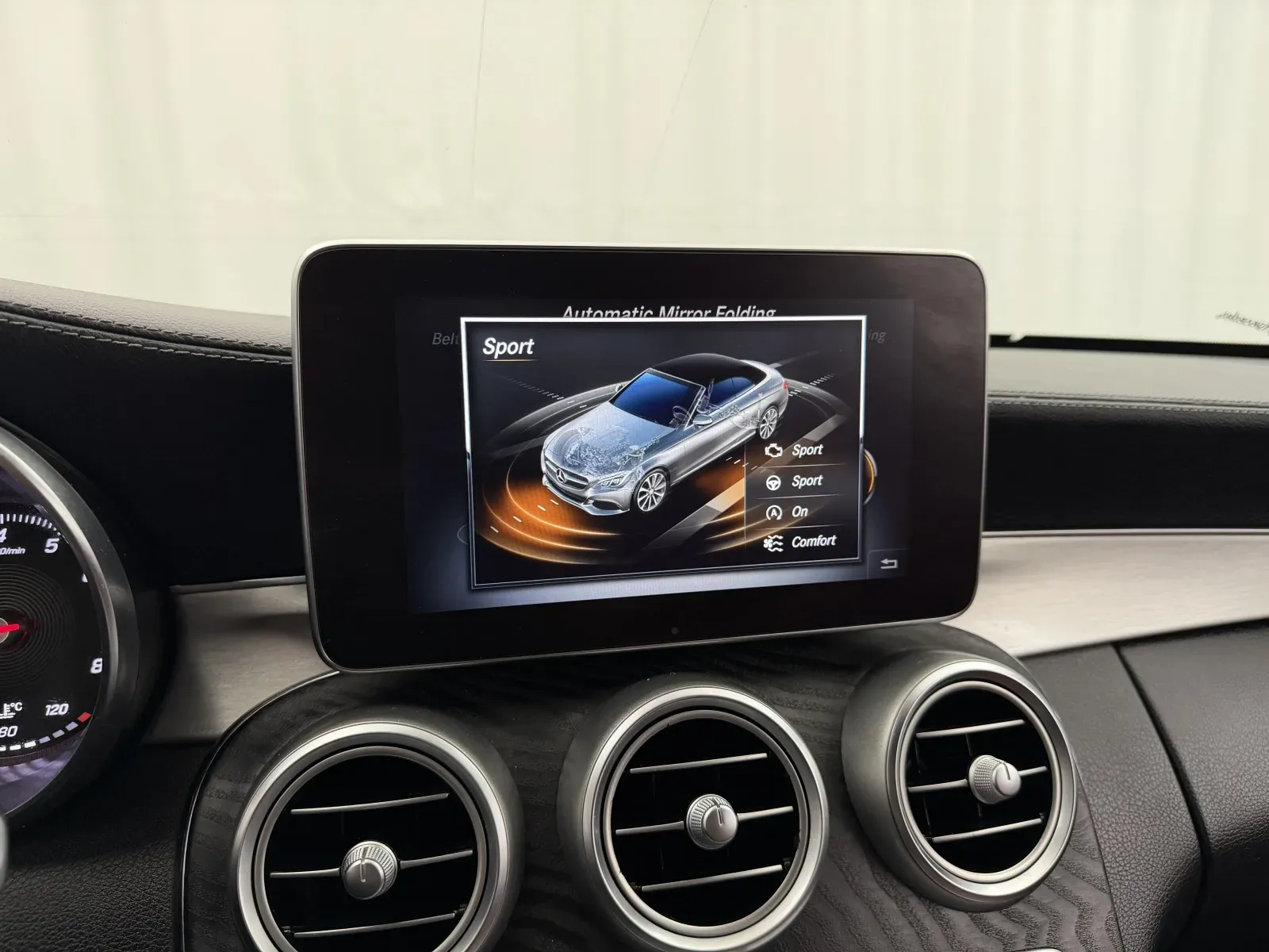 Mercedes-Benz C-Class photo 42