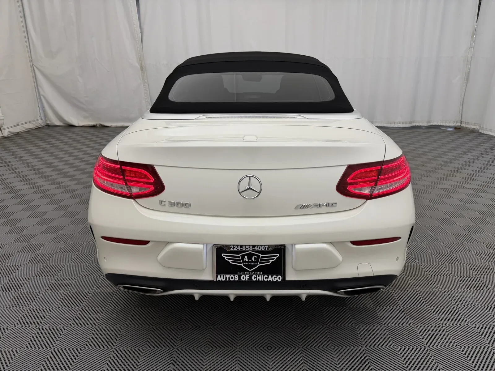 Mercedes-Benz C-Class photo 13