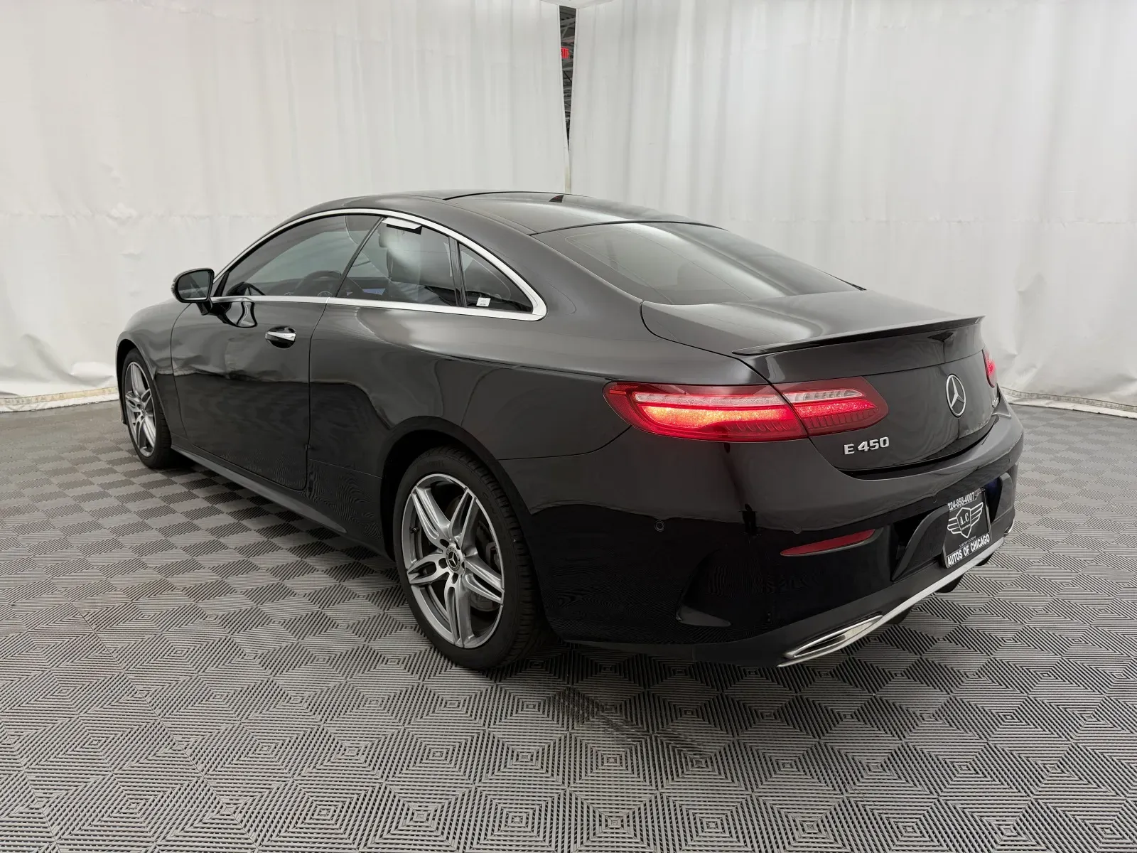 Mercedes-Benz E-Class photo 7