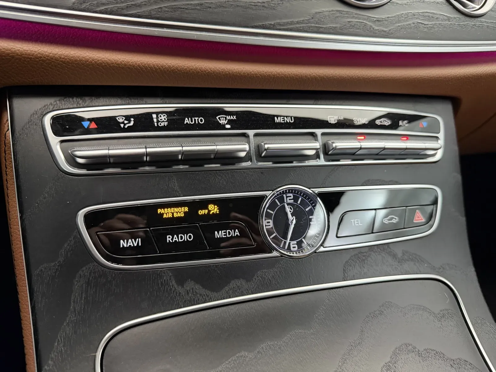 Mercedes-Benz E-Class photo 42