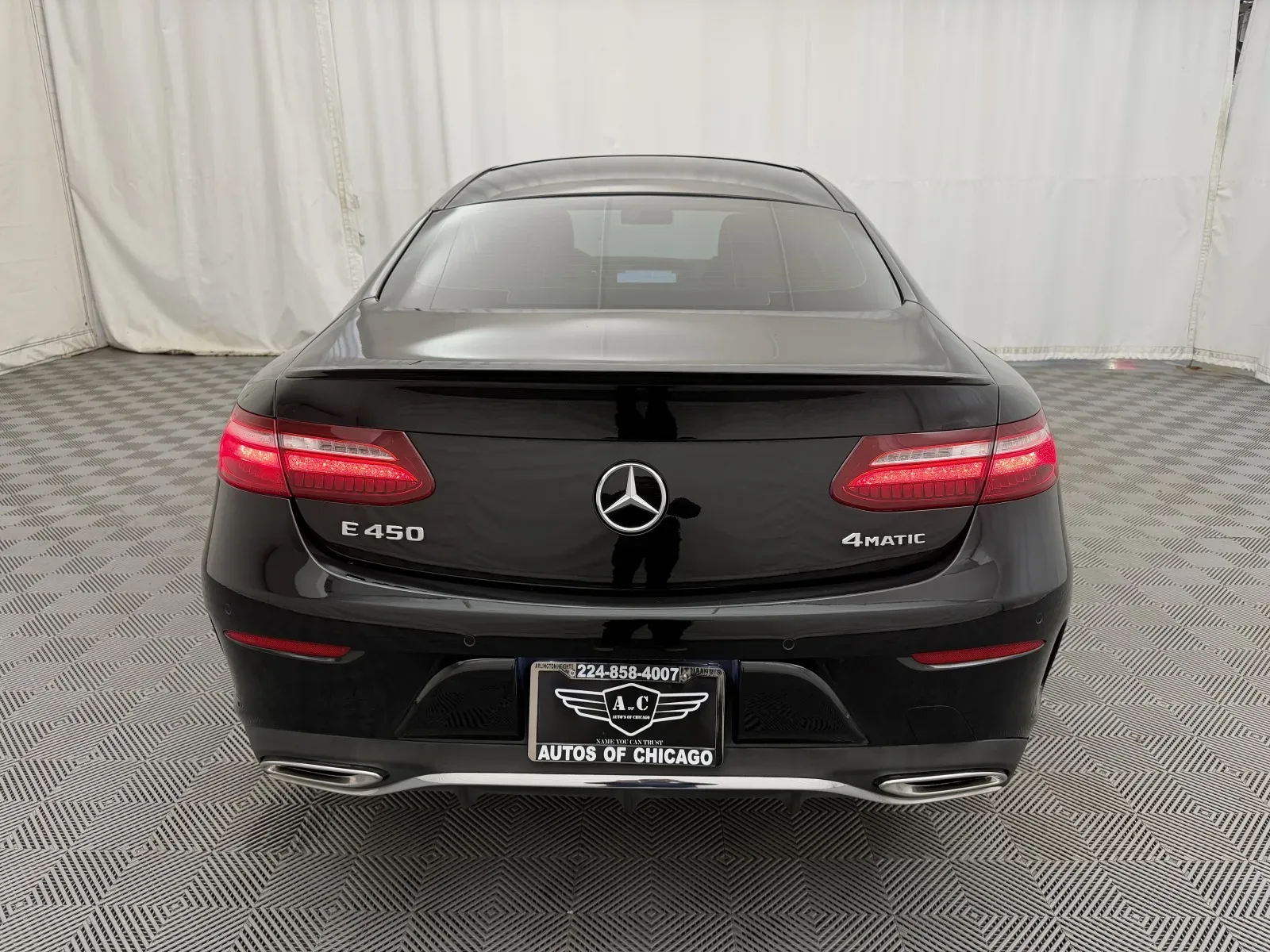 Mercedes-Benz E-Class photo 6