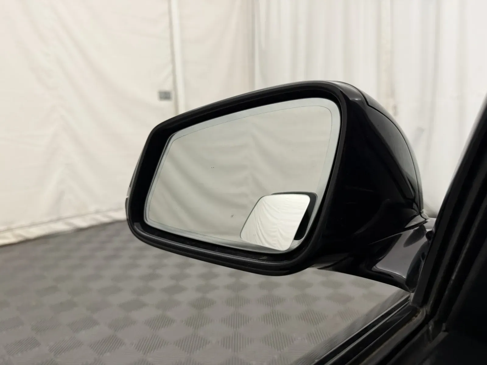 BMW 2 Series photo 14