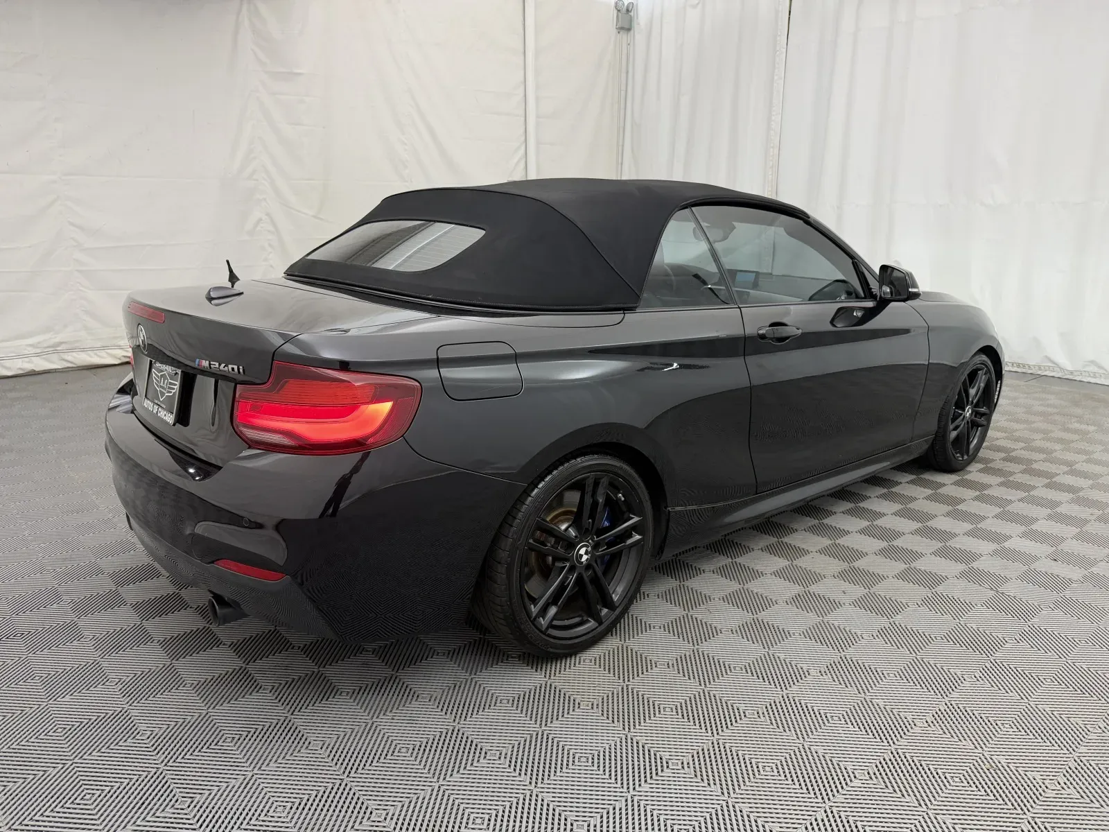 BMW 2 Series photo 5