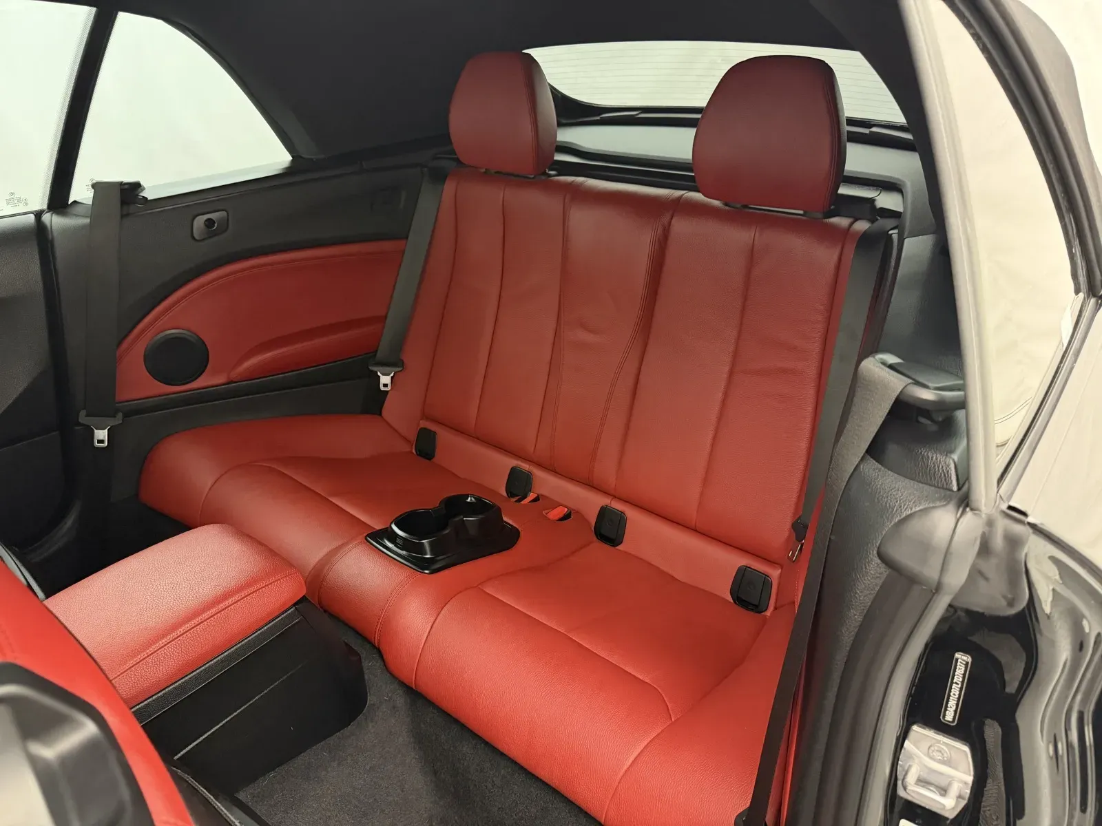 BMW 2 Series photo 28