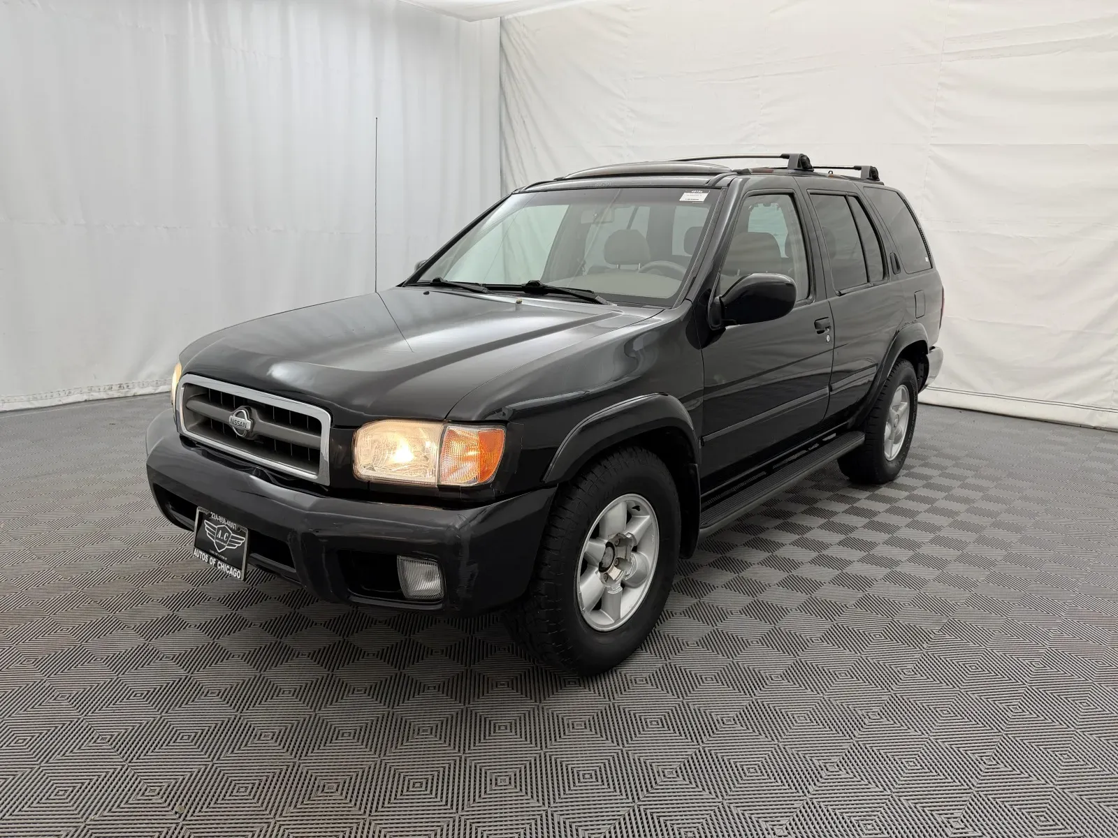 Nissan Pathfinder photo 2