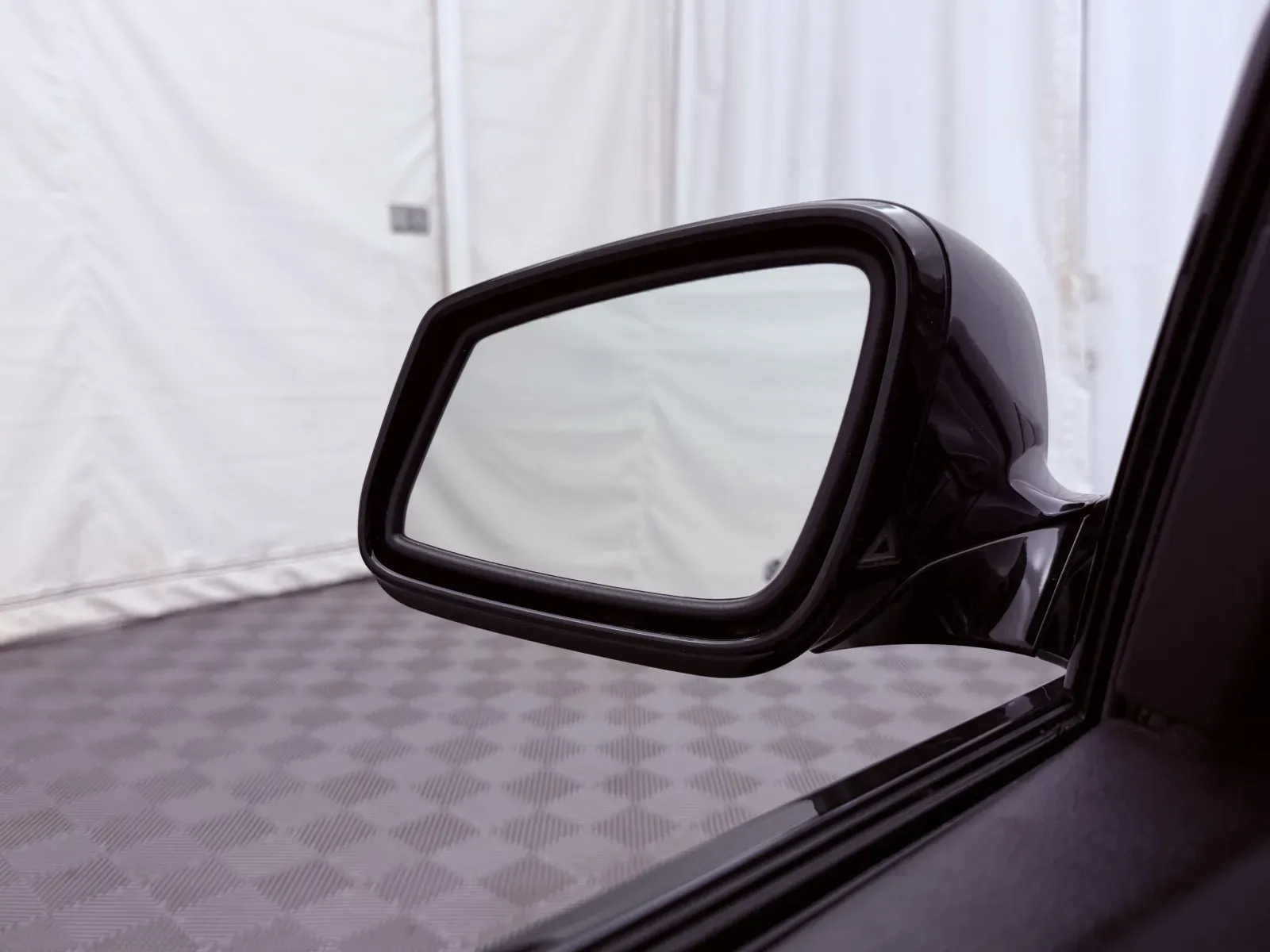 BMW 5 Series photo 16