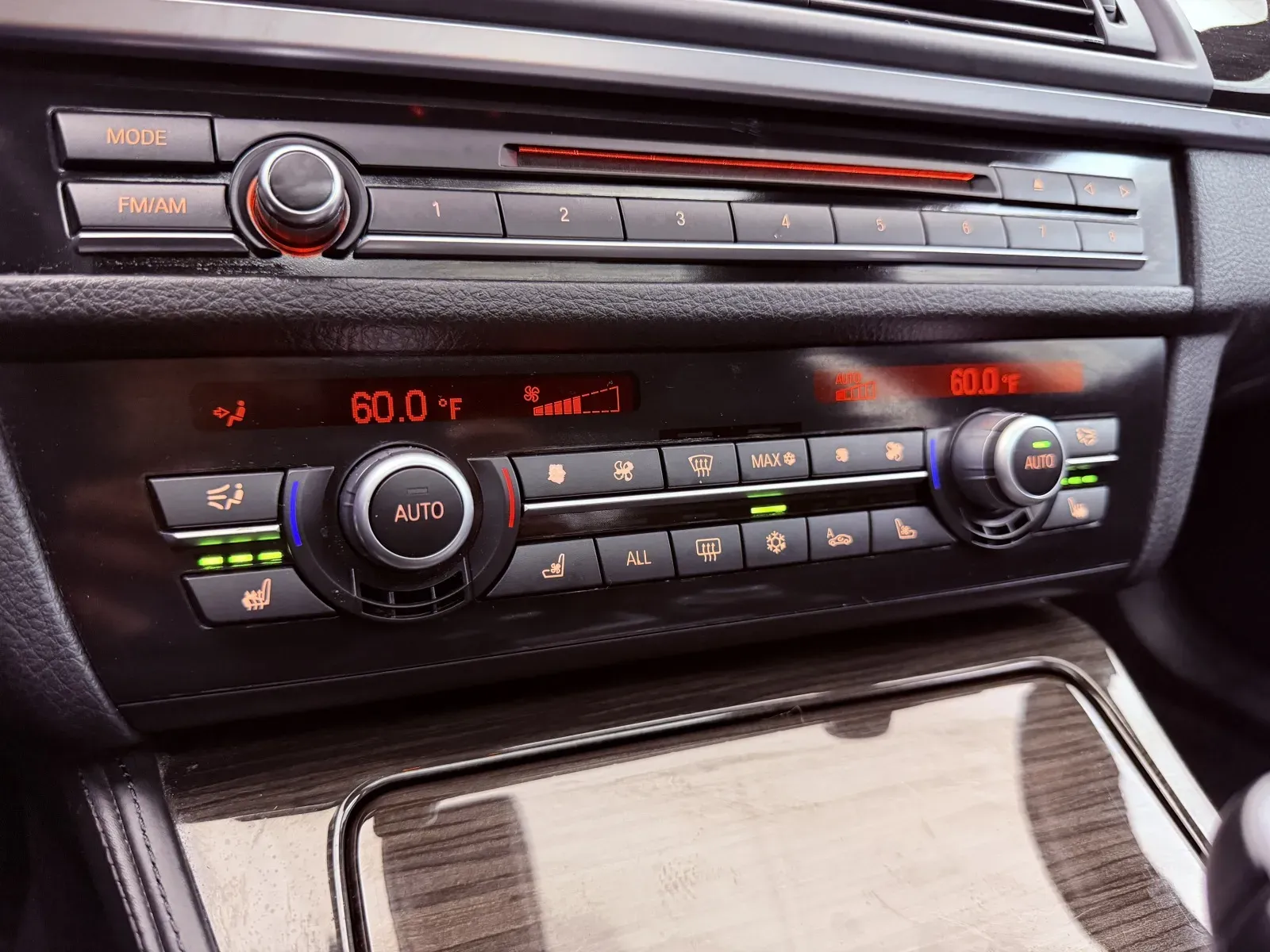 BMW 5 Series photo 27