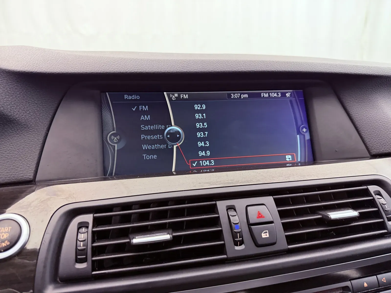 BMW 5 Series photo 26