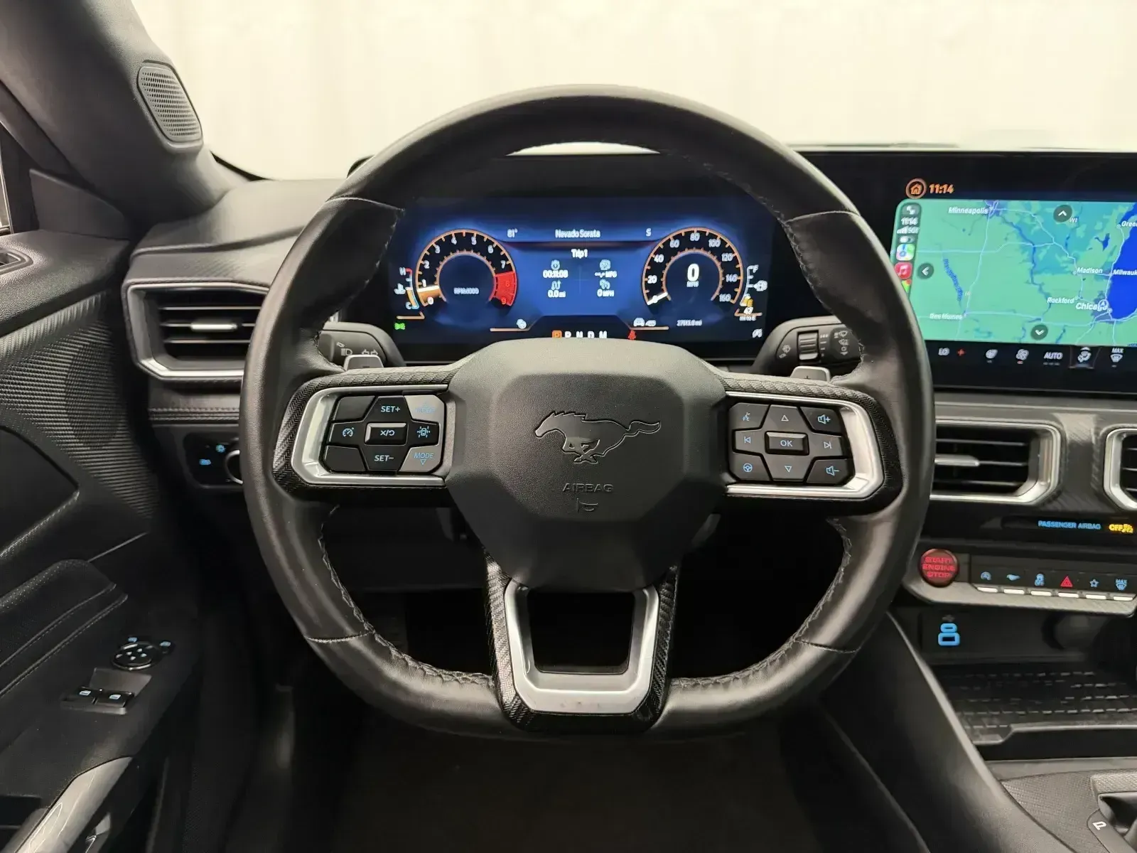 Ford Mustang photo 11
