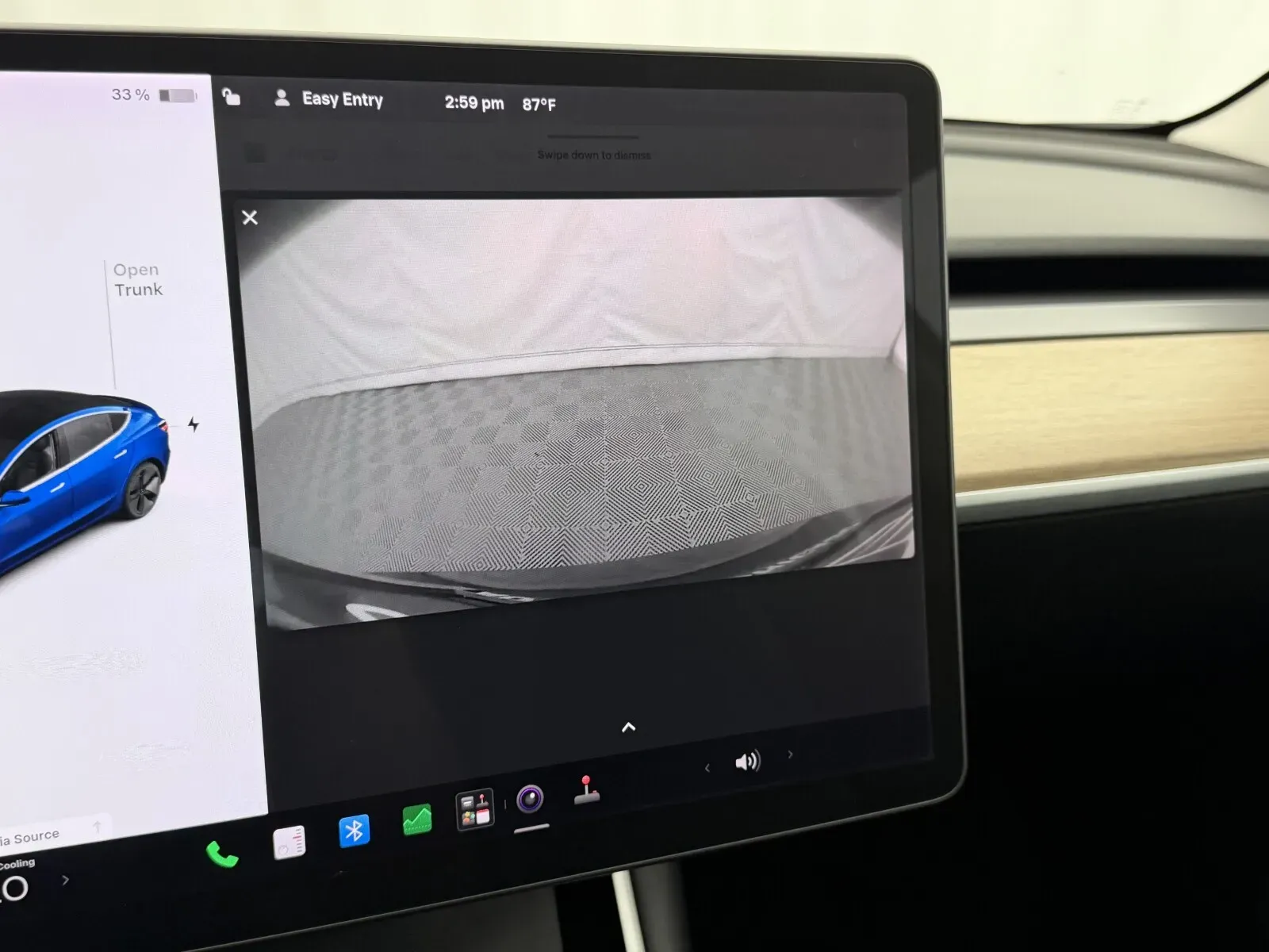 Tesla Model 3 photo 17