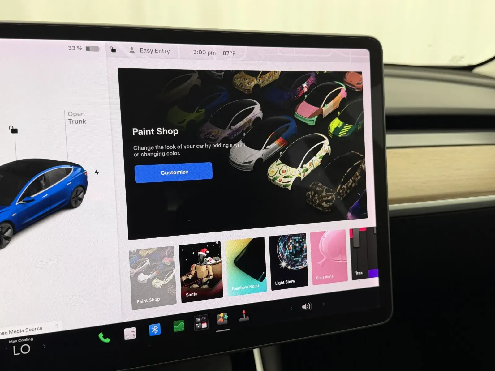 Tesla Model 3 photo 29