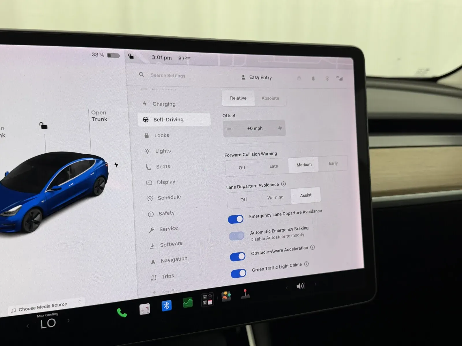 Tesla Model 3 photo 26