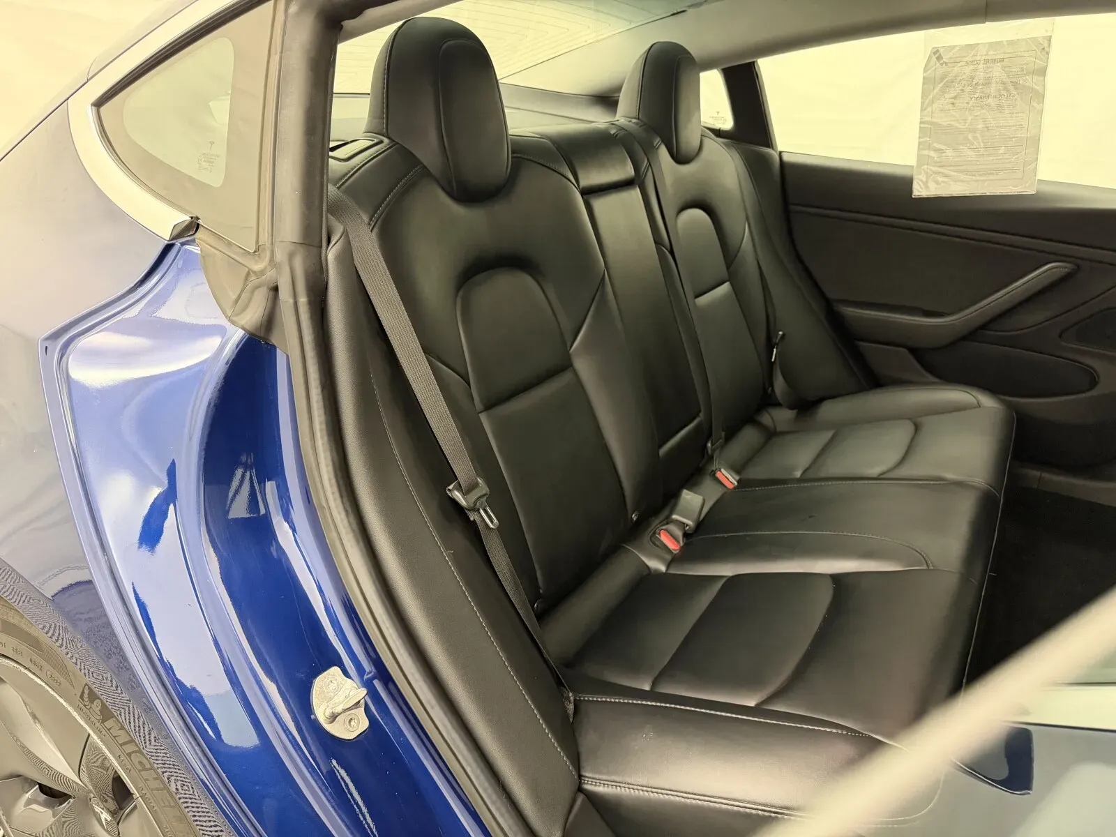 Tesla Model 3 photo 33