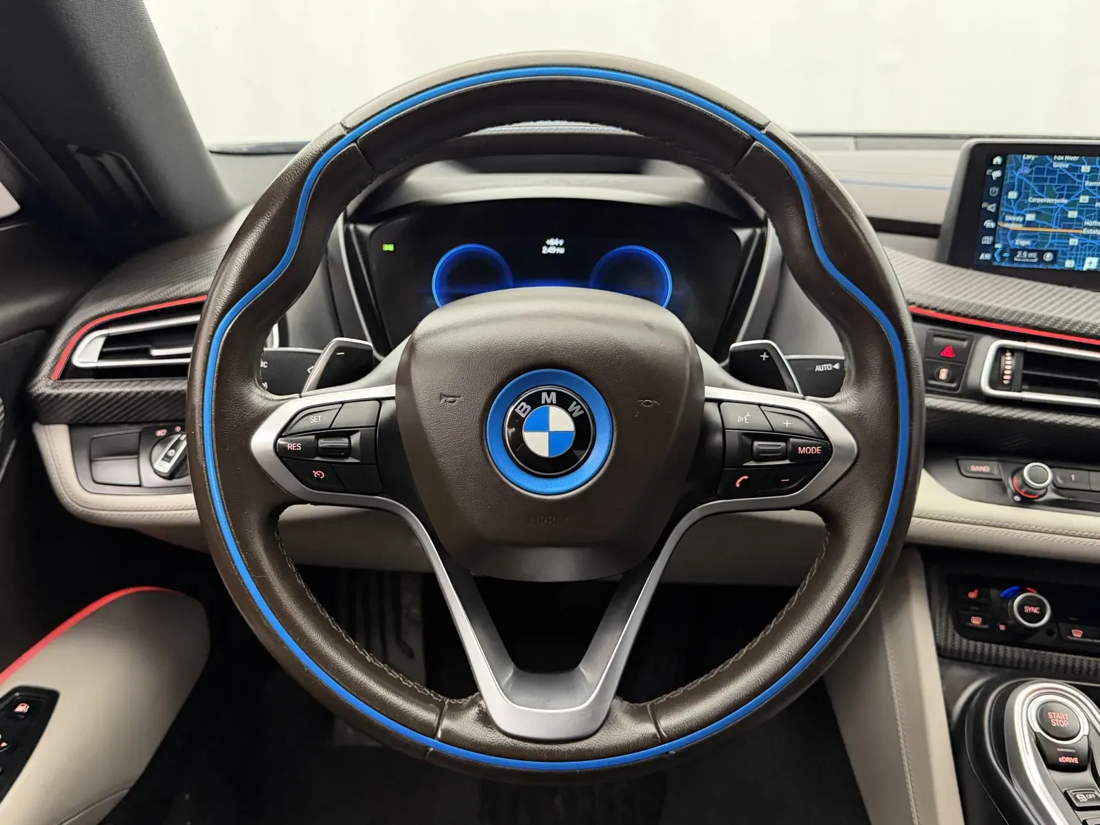 BMW i8 photo 13
