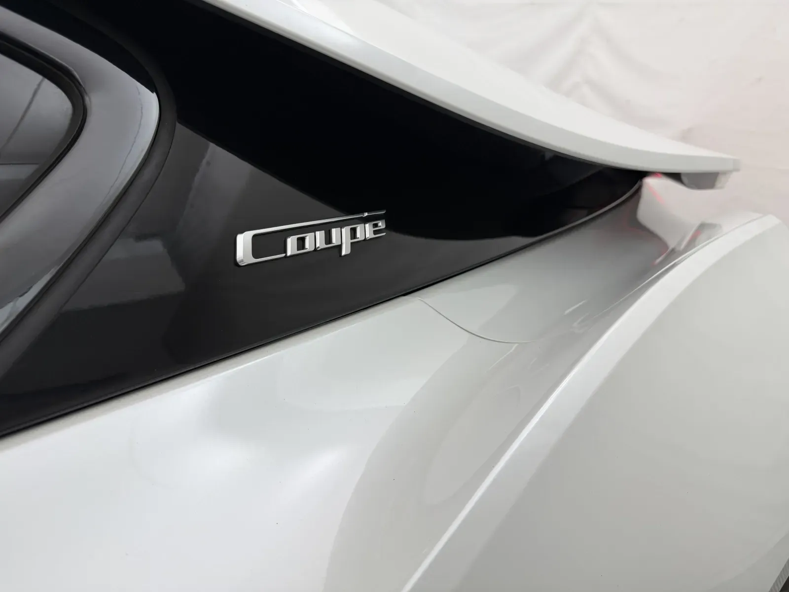 BMW i8 photo 7