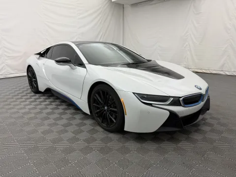 More photos of 2019 BMW i8 at Autos of Chicago, IL