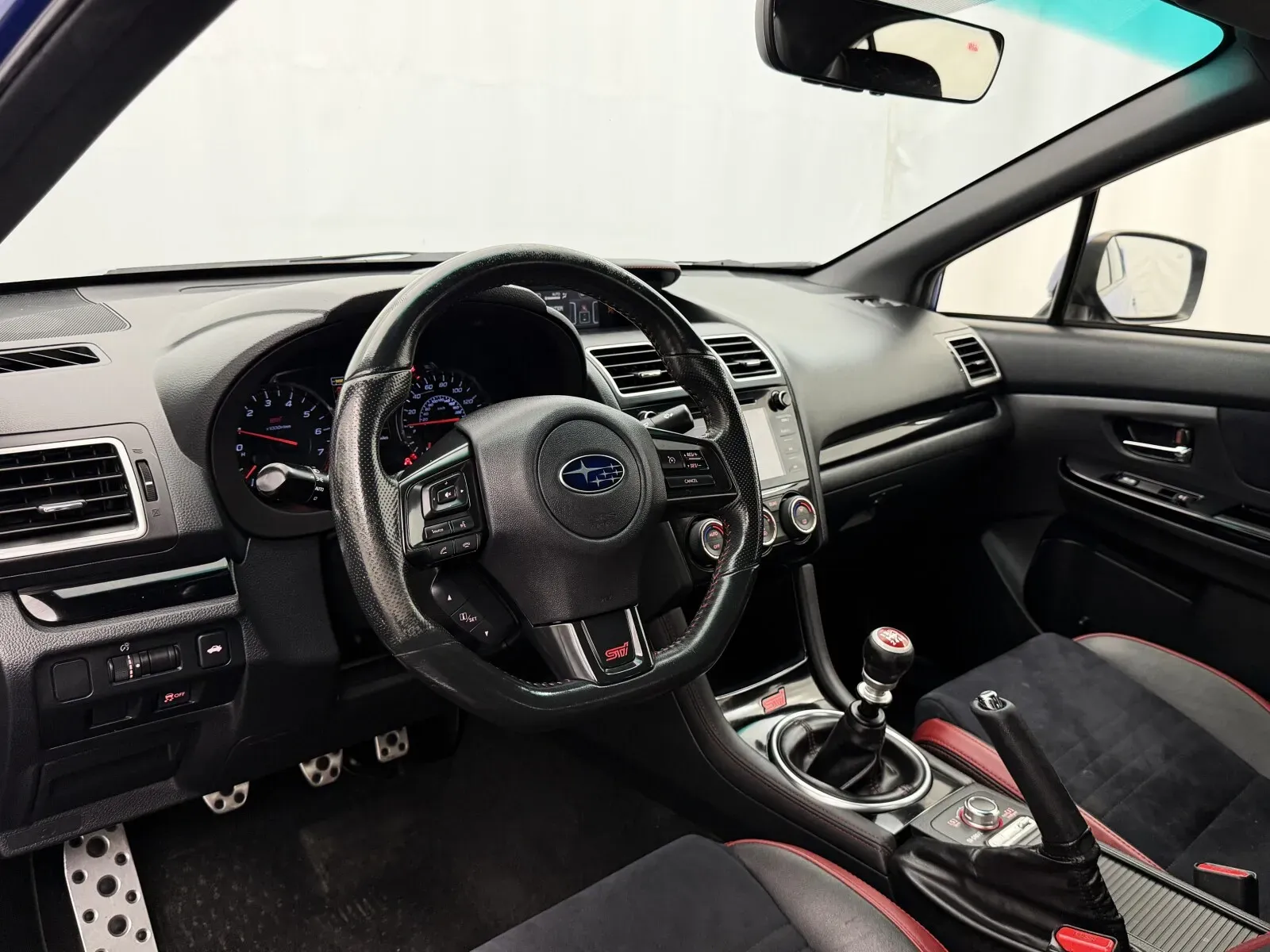Subaru WRX photo 9