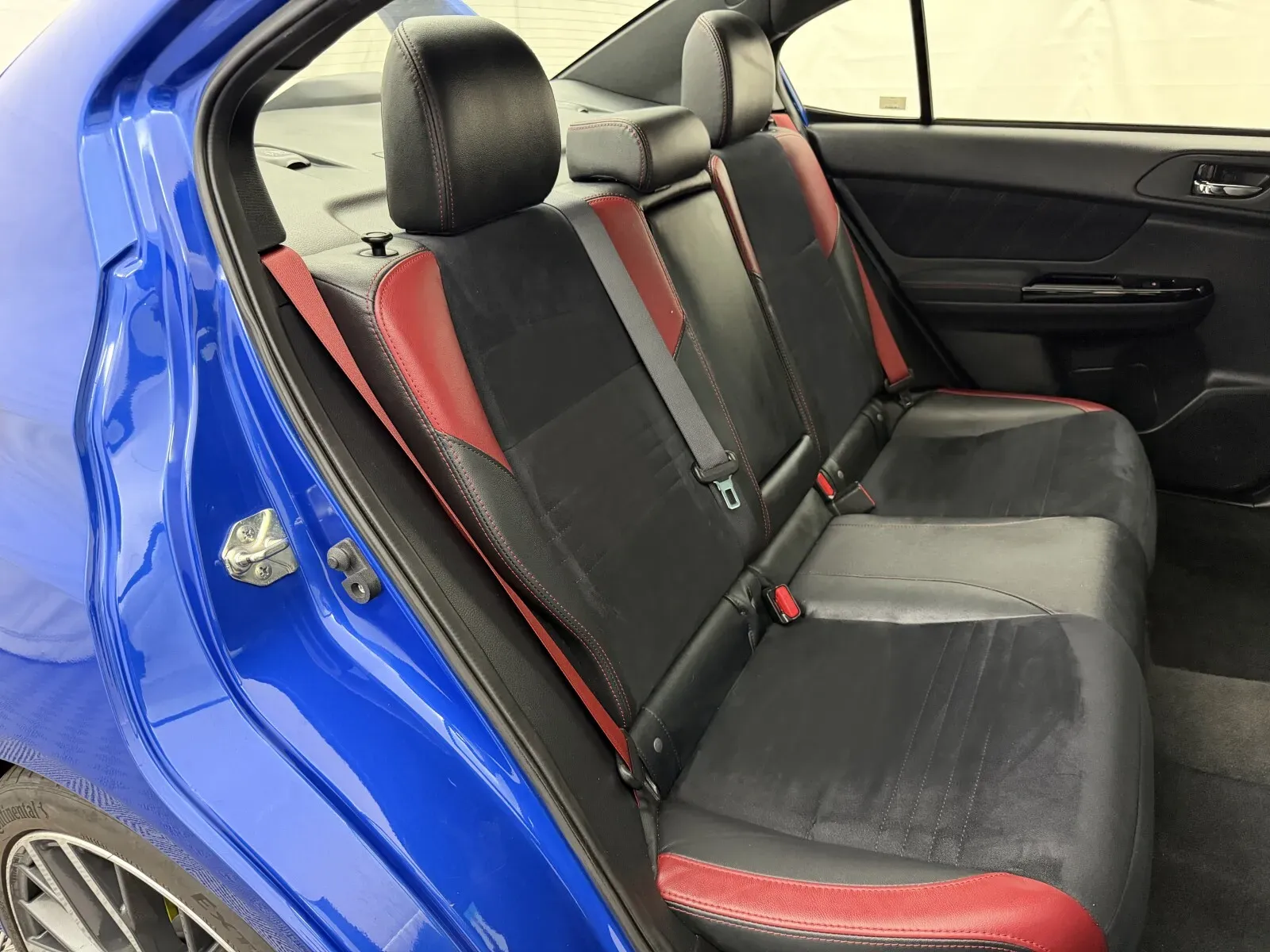 Subaru WRX photo 29