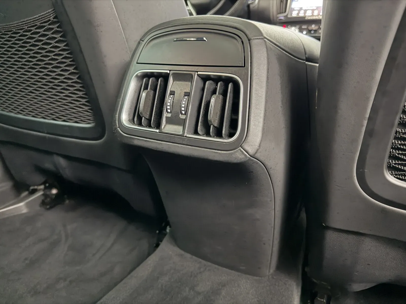 Maserati Levante photo 33