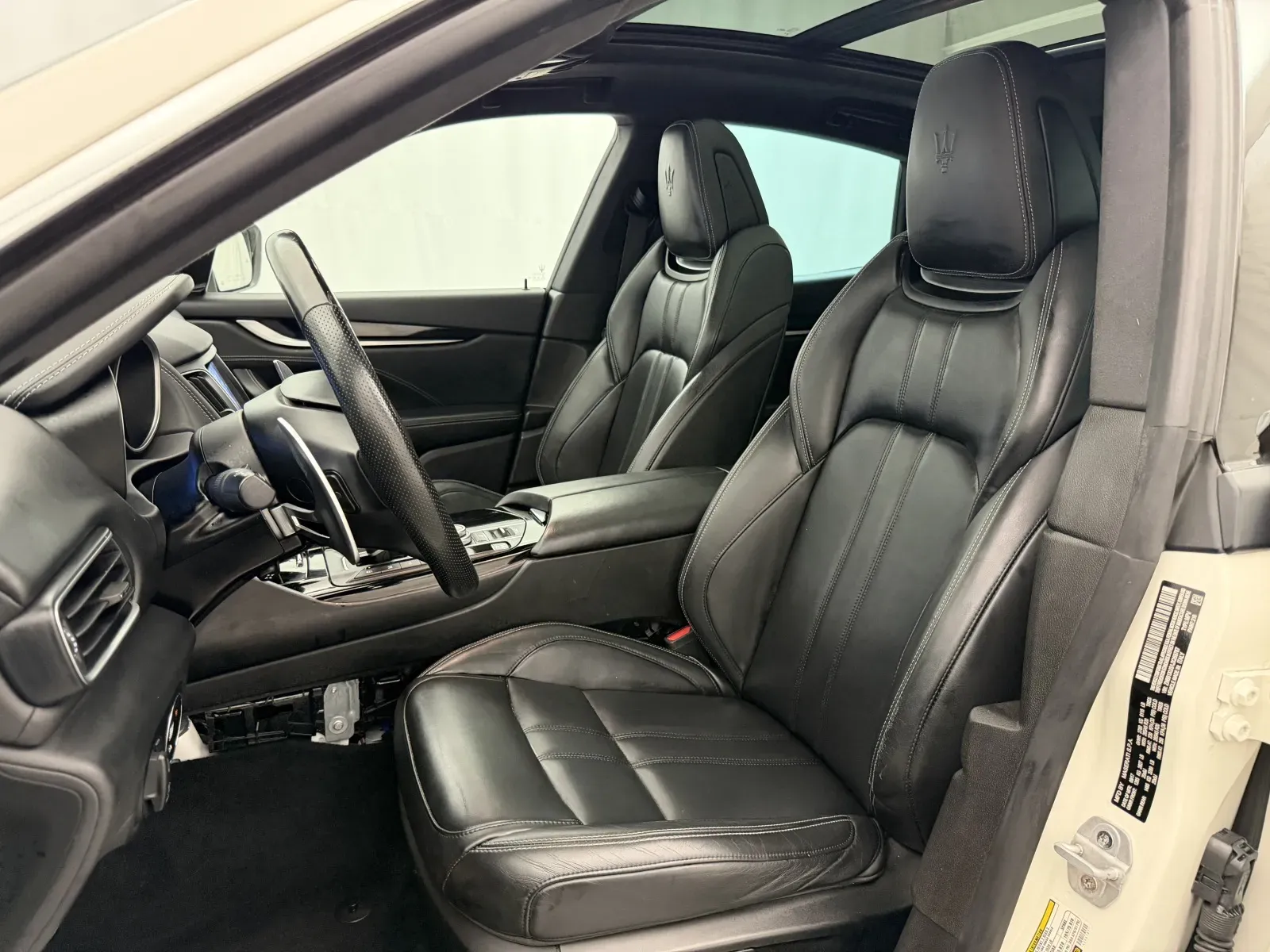 Maserati Levante photo 11