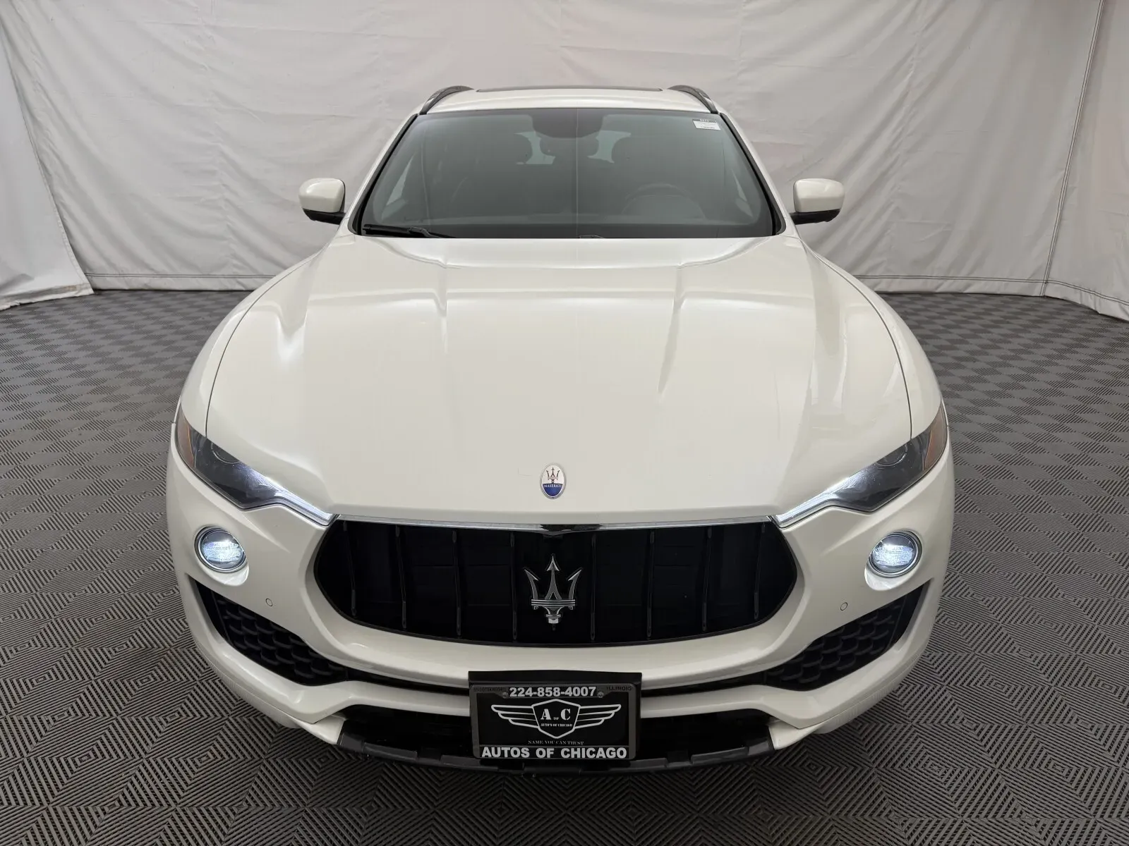 Maserati Levante photo 3