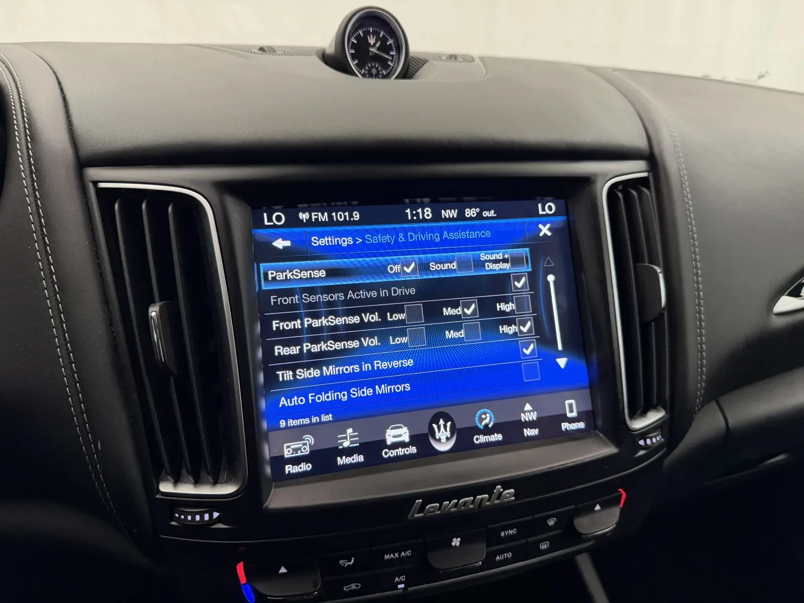 Maserati Levante photo 21