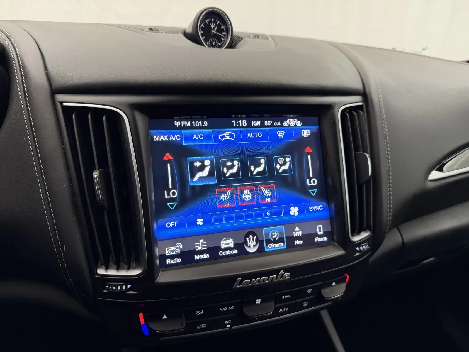 Maserati Levante photo 25