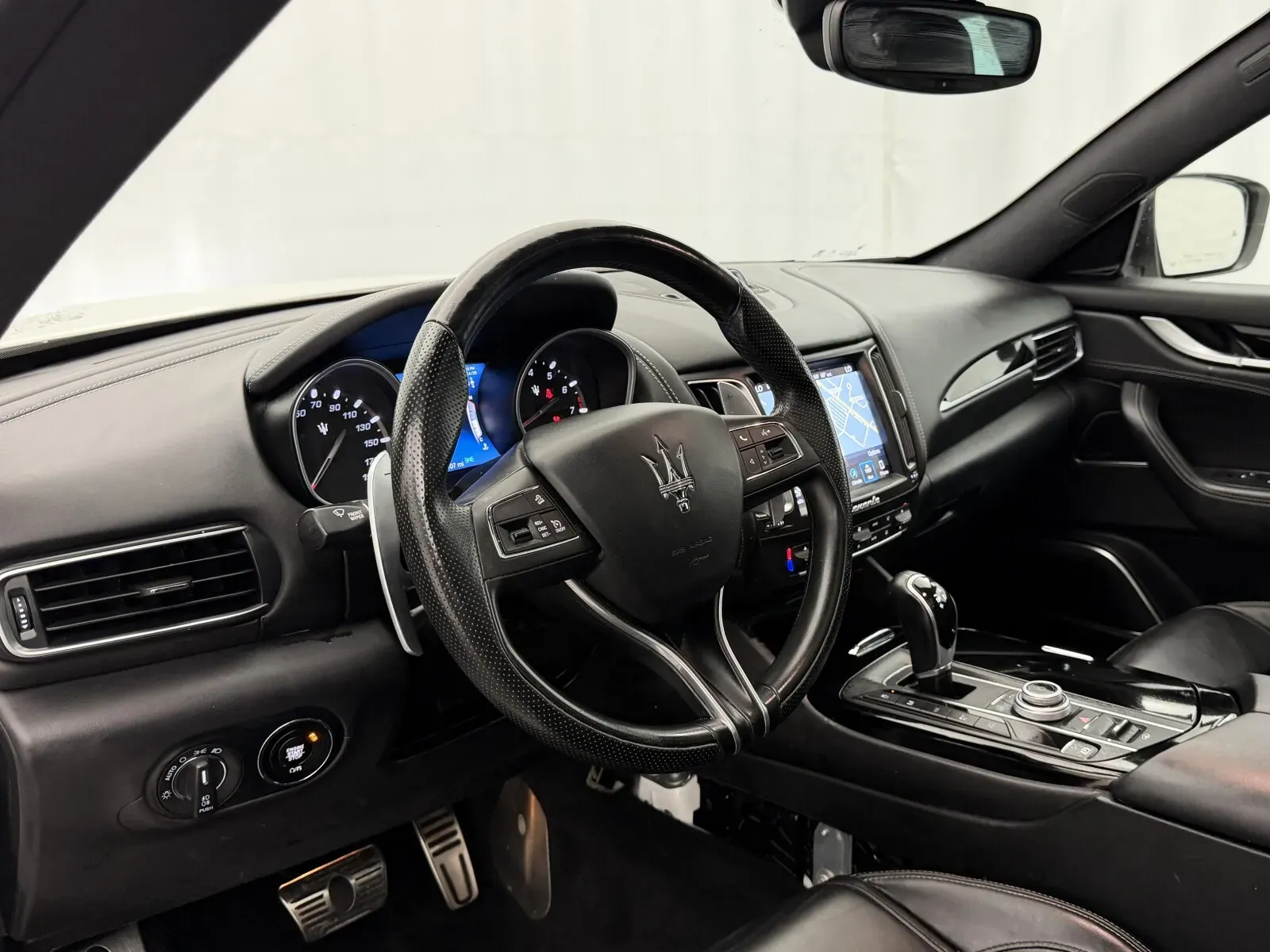 Maserati Levante photo 9