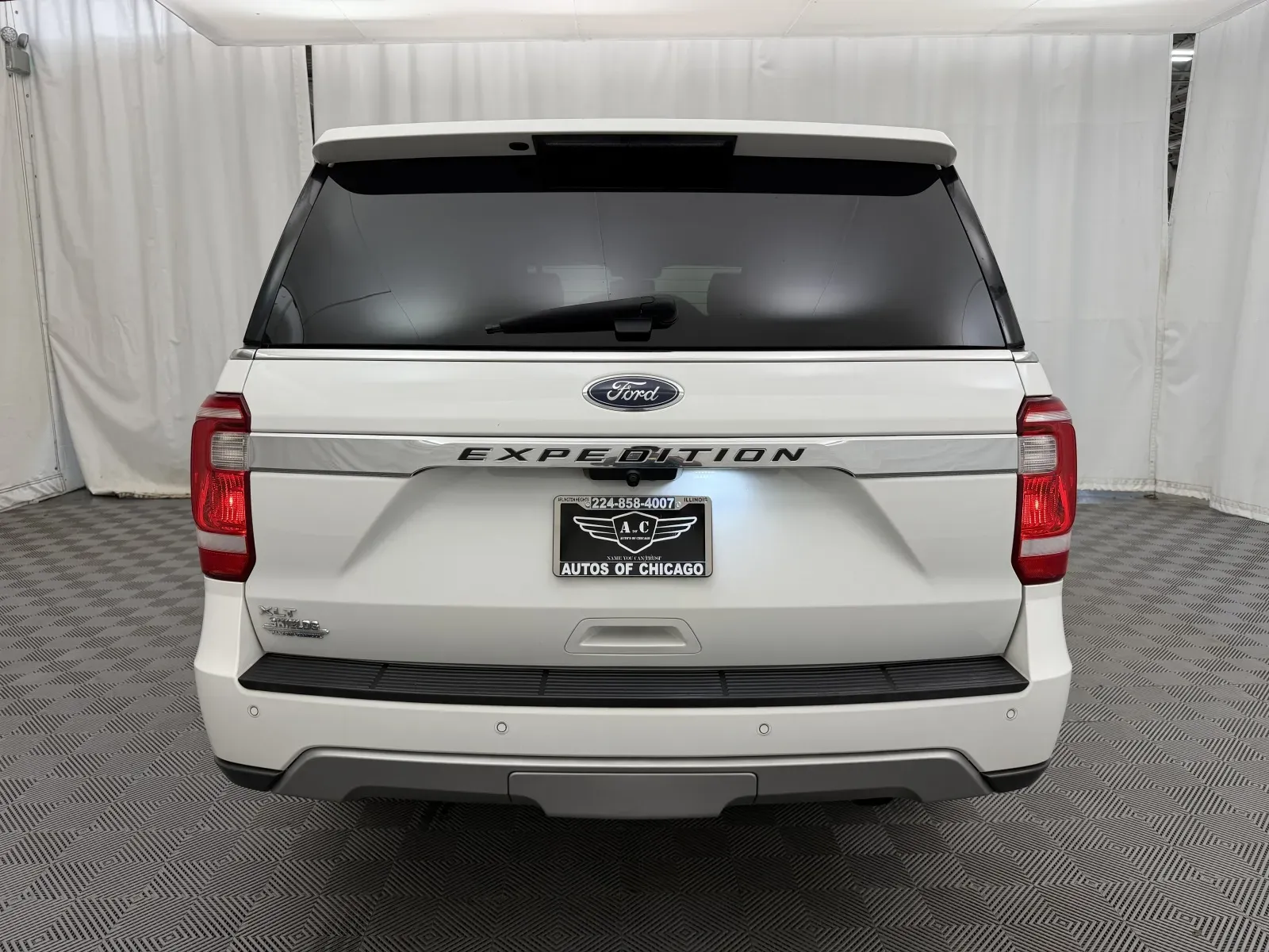 Ford Expedition photo 7
