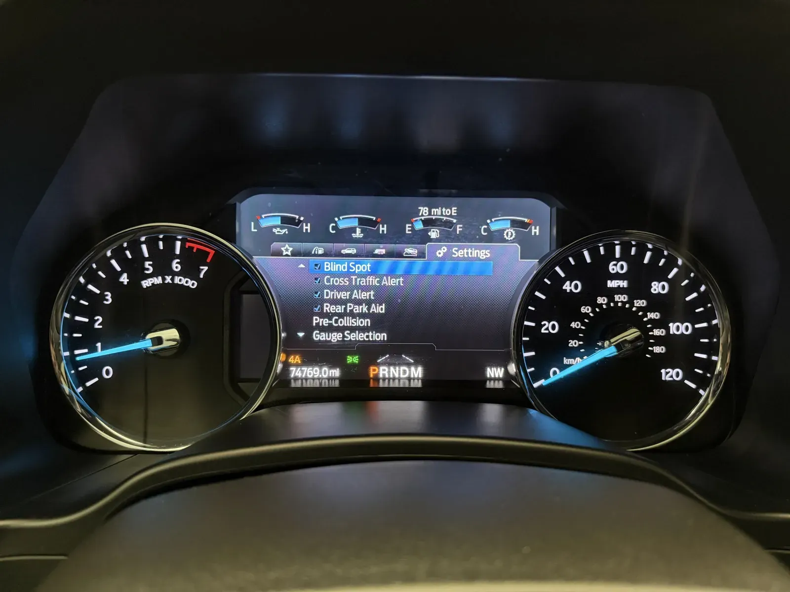 Ford Expedition photo 14