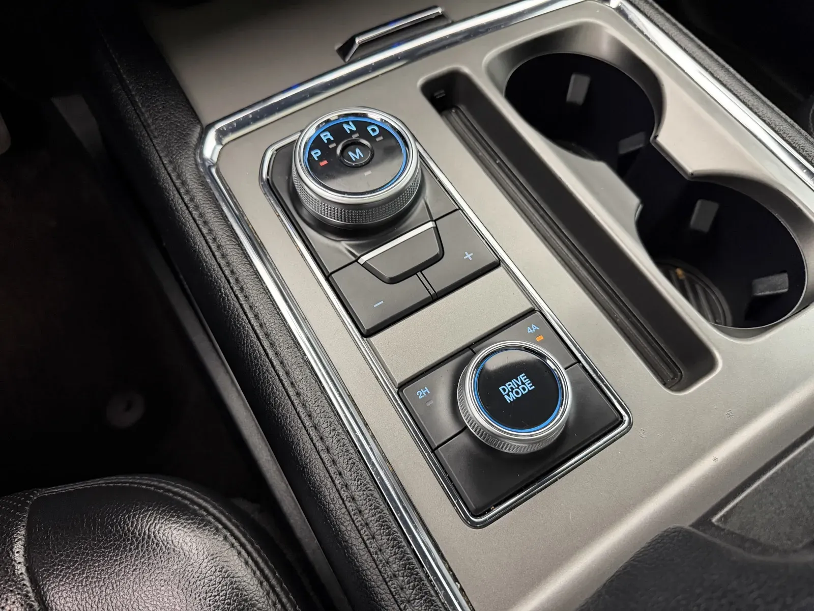 Ford Expedition photo 30