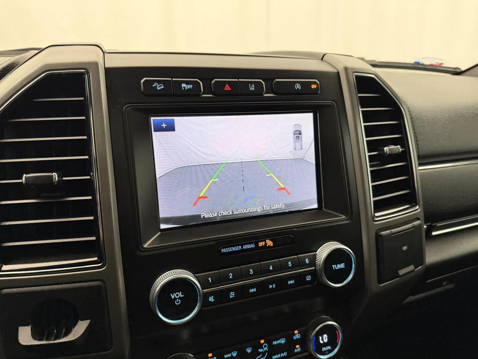 Ford Expedition photo 22