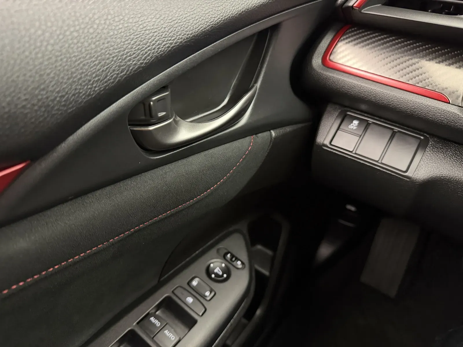 Honda Civic Type R photo 15