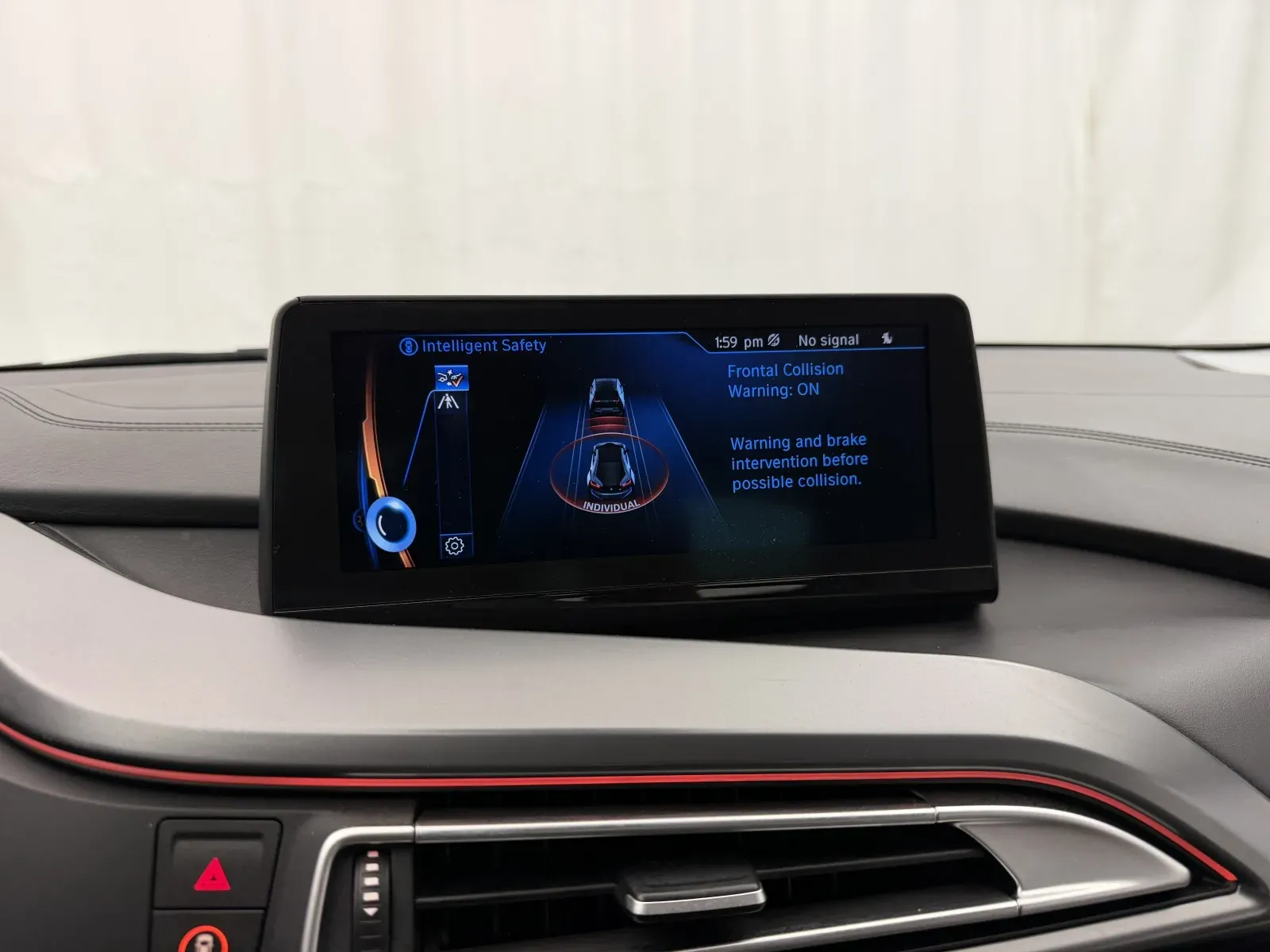 BMW i8 photo 18