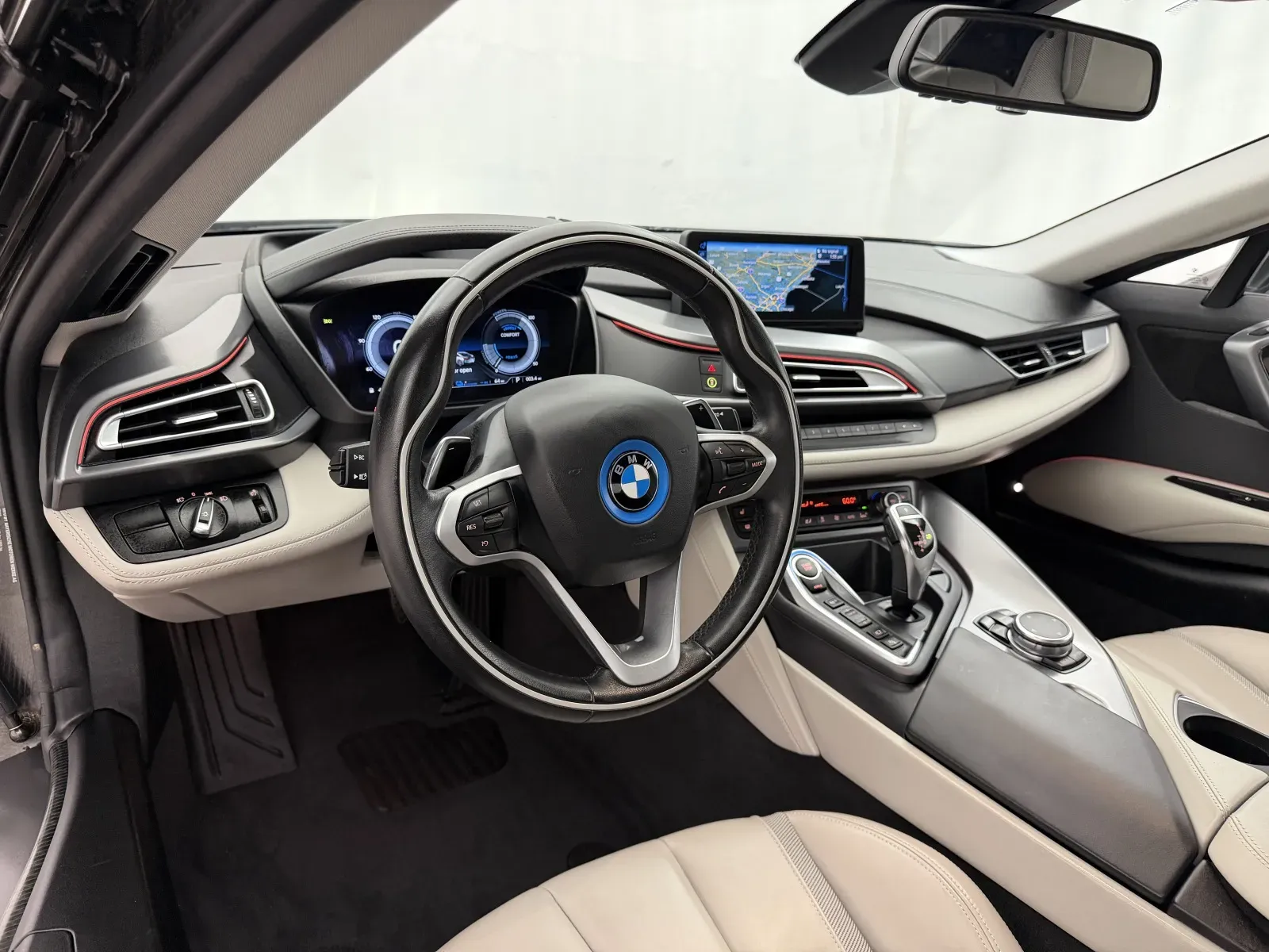 BMW i8 photo 10