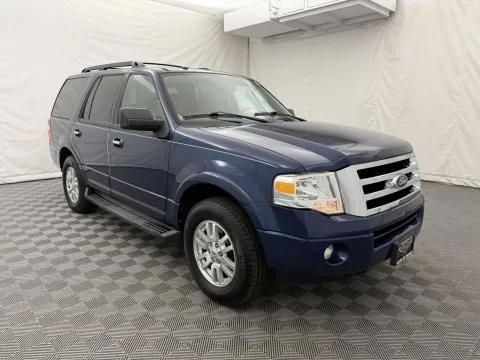 More photos of 2011 Ford Expedition XLT at Autos of Chicago, IL