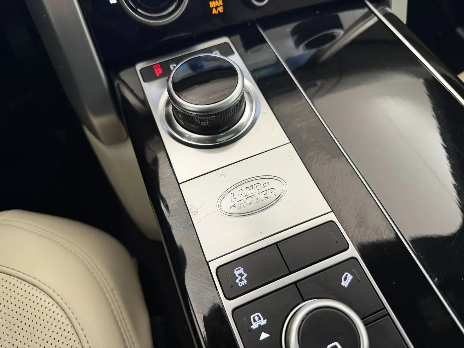 Land Rover Range Rover photo 36
