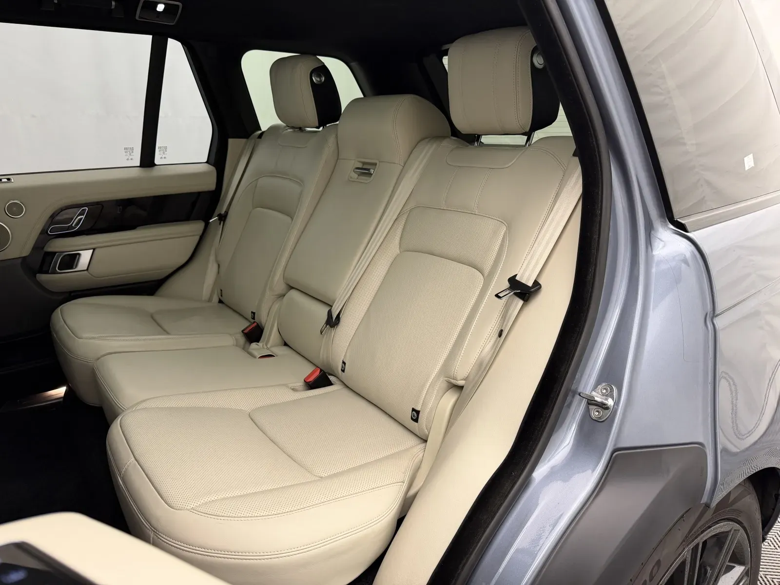 Land Rover Range Rover photo 39