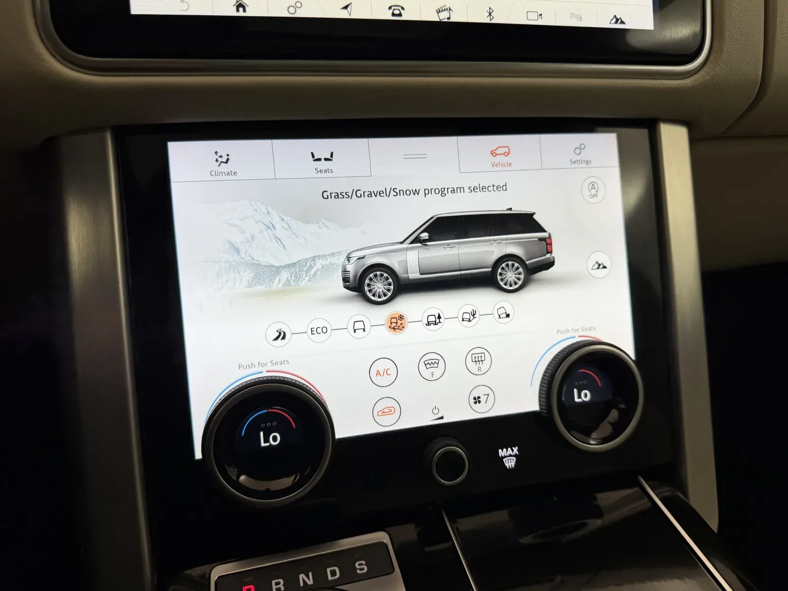 Land Rover Range Rover photo 32