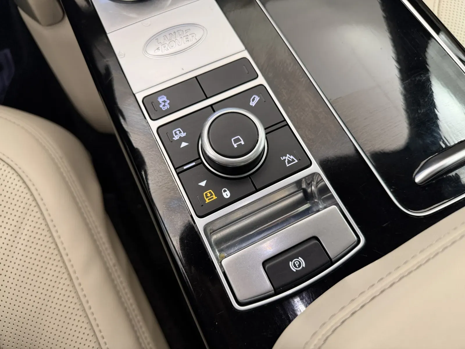 Land Rover Range Rover photo 37