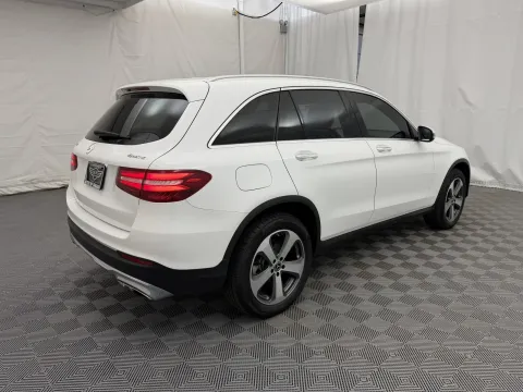 More photos of 2019 Mercedes-Benz GLC 300 at Autos of Chicago, IL