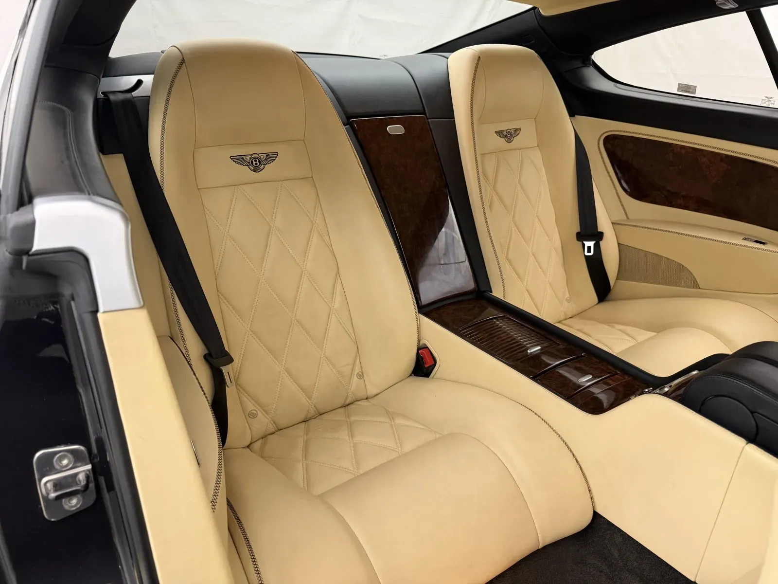 Bentley Continental photo 23