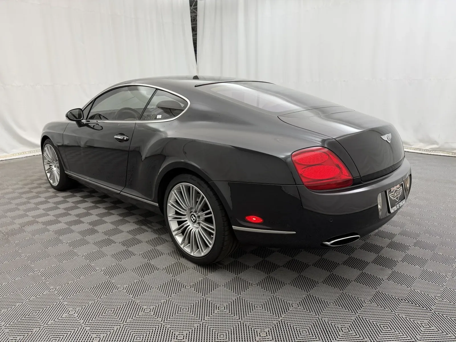 Bentley Continental photo 7