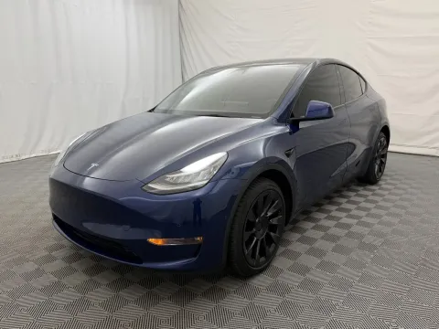Photos of 2022 Tesla Model Y Long Range for sale in Arlington Heights, IL at Autos of Chicago