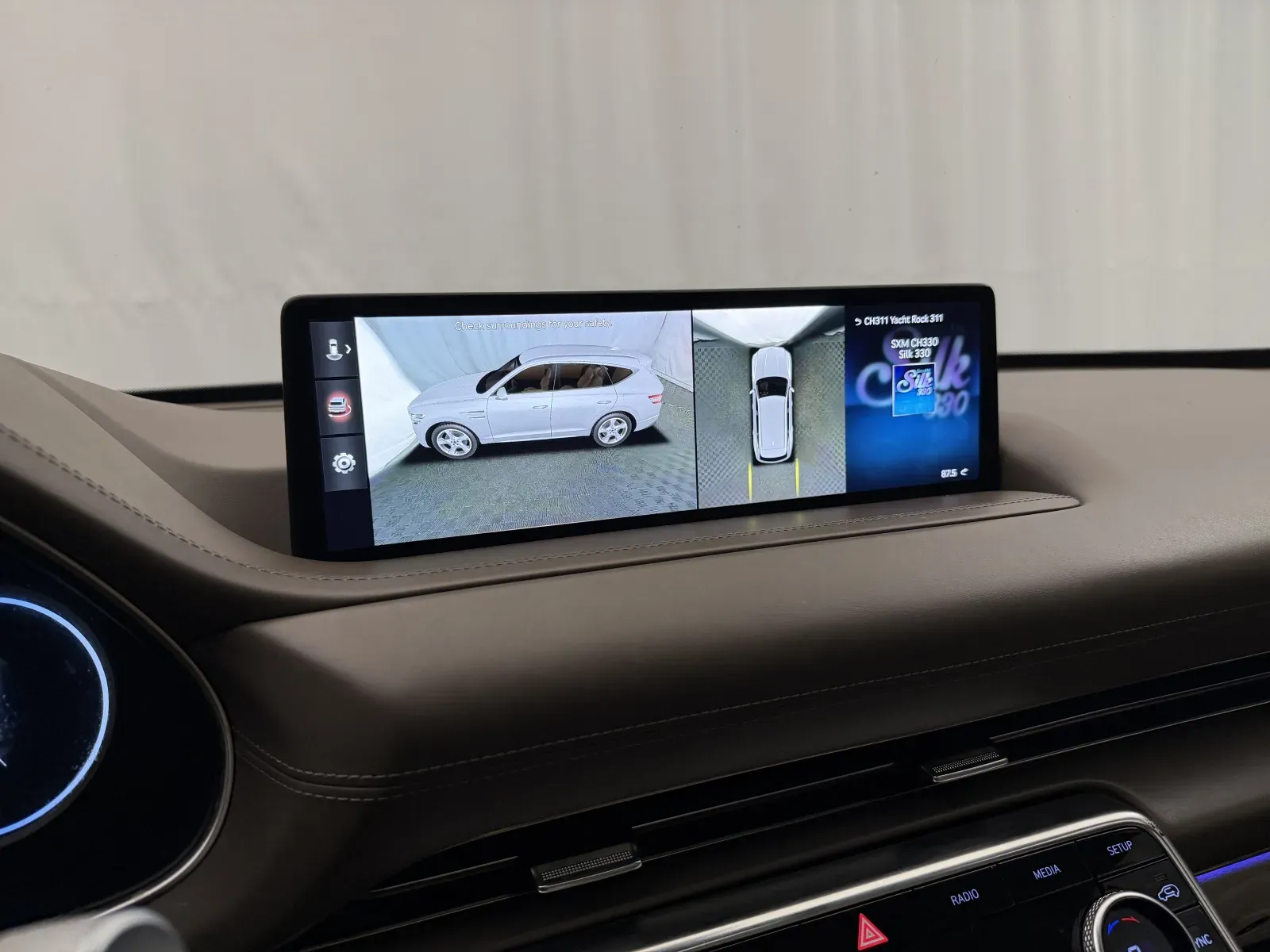 Genesis GV80 photo 25