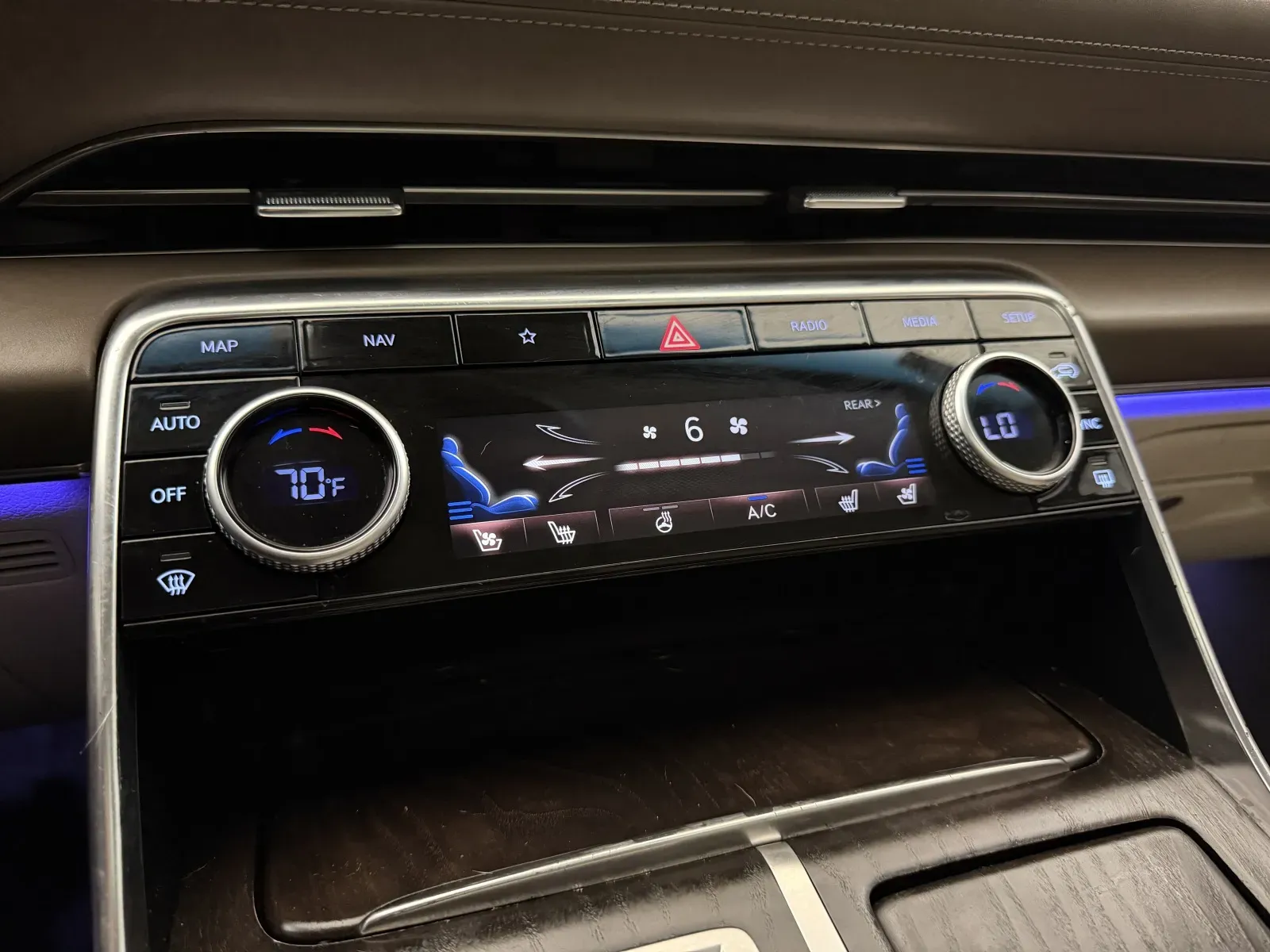 Genesis GV80 photo 36